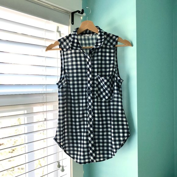 Sleeveless Flannel Blouse - Picture 1 of 5
